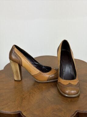 Vintage Bakers Women's Retro Heels Size 6.5 Wingtip Style Pumps